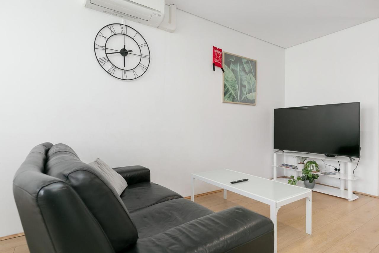 2X2 Modern Apartment Near Airport And City Perth Exterior photo