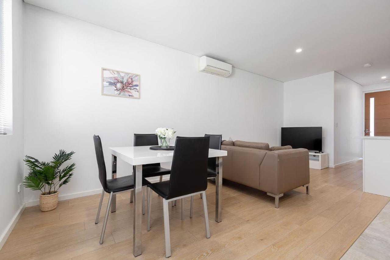 2X2 Modern Apartment Near Airport And City Perth Exterior photo