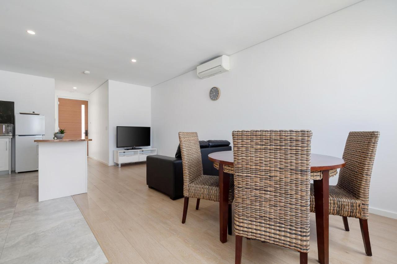 2X2 Modern Apartment Near Airport And City Perth Exterior photo
